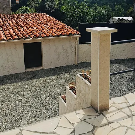 Gîte de montagne dans la vallée de Barousse * Thebe